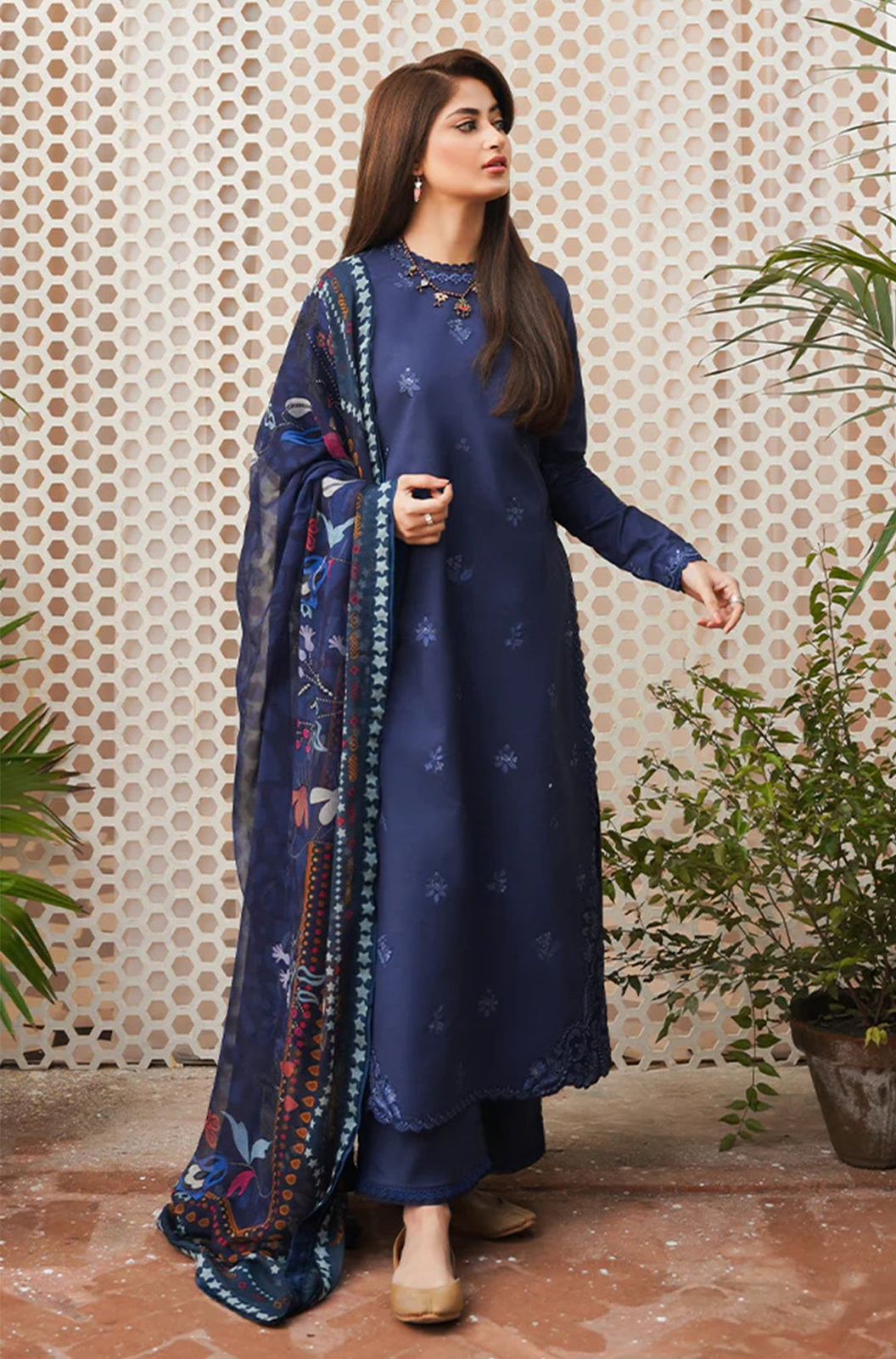 Afsanah Lawn 3-Piece Embroidered Suit